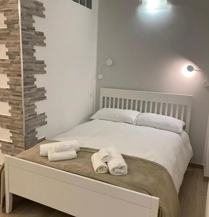 Teatro Apartments Giardino Inglese-1